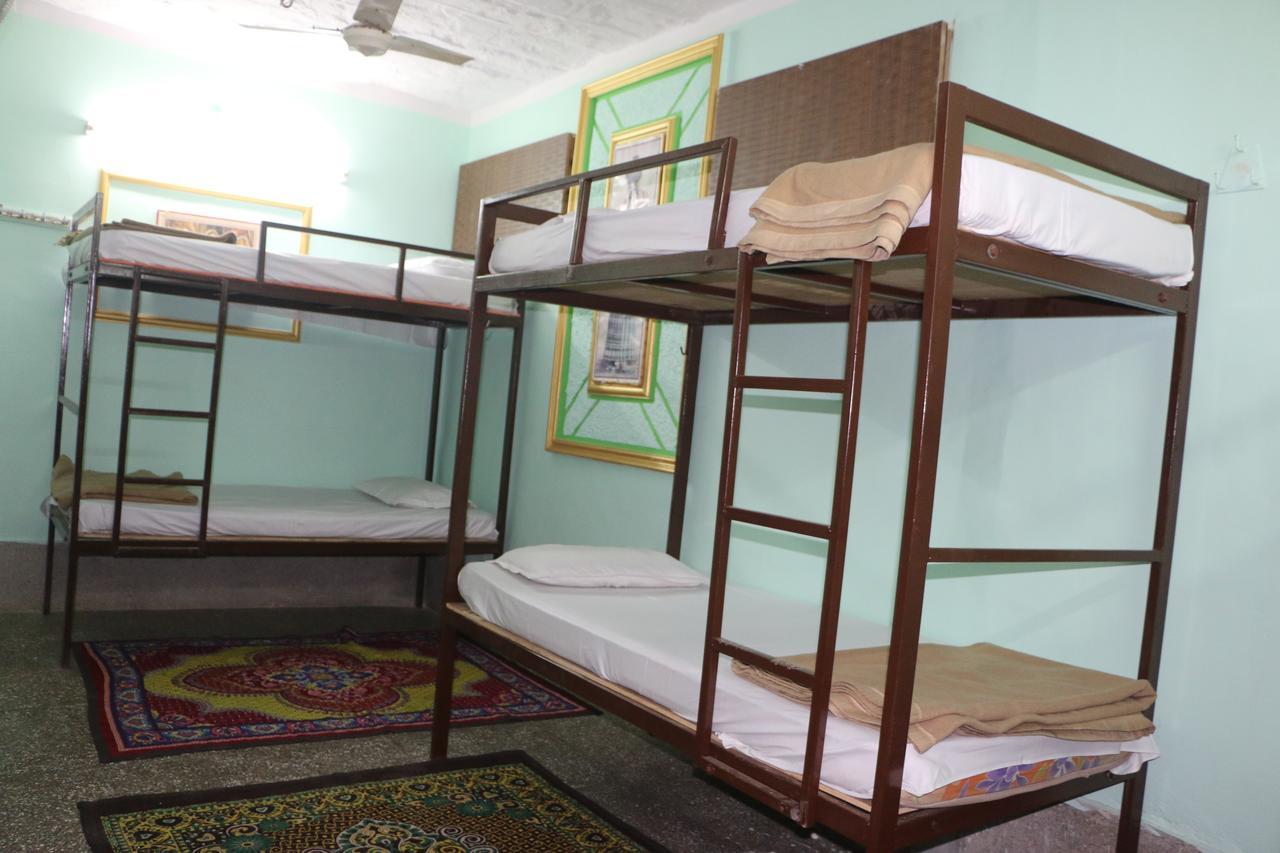 Ratan Hostel Jaisalmer Ngoại thất bức ảnh