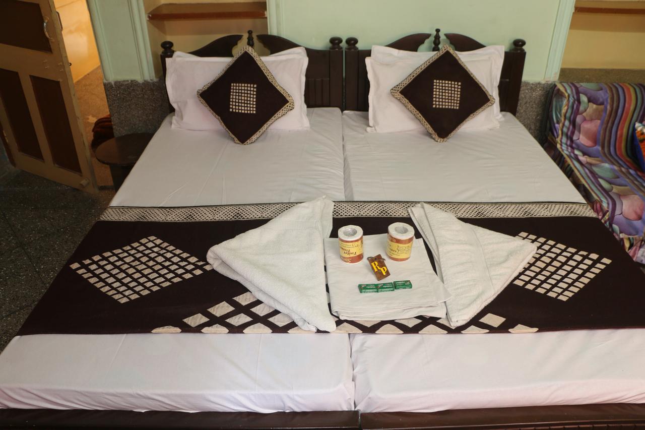 Ratan Hostel Jaisalmer Ngoại thất bức ảnh